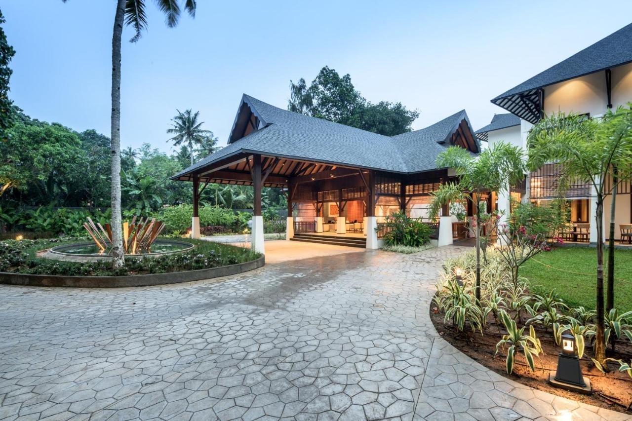 Club Mahindra Ashtamudi Hotel Nindakara Ngoại thất bức ảnh